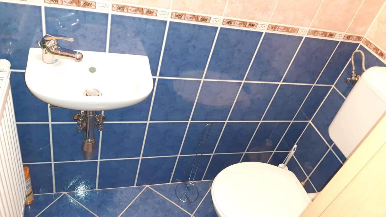 Elizabet Apartman A Belvarosban Szarvas Exterior foto