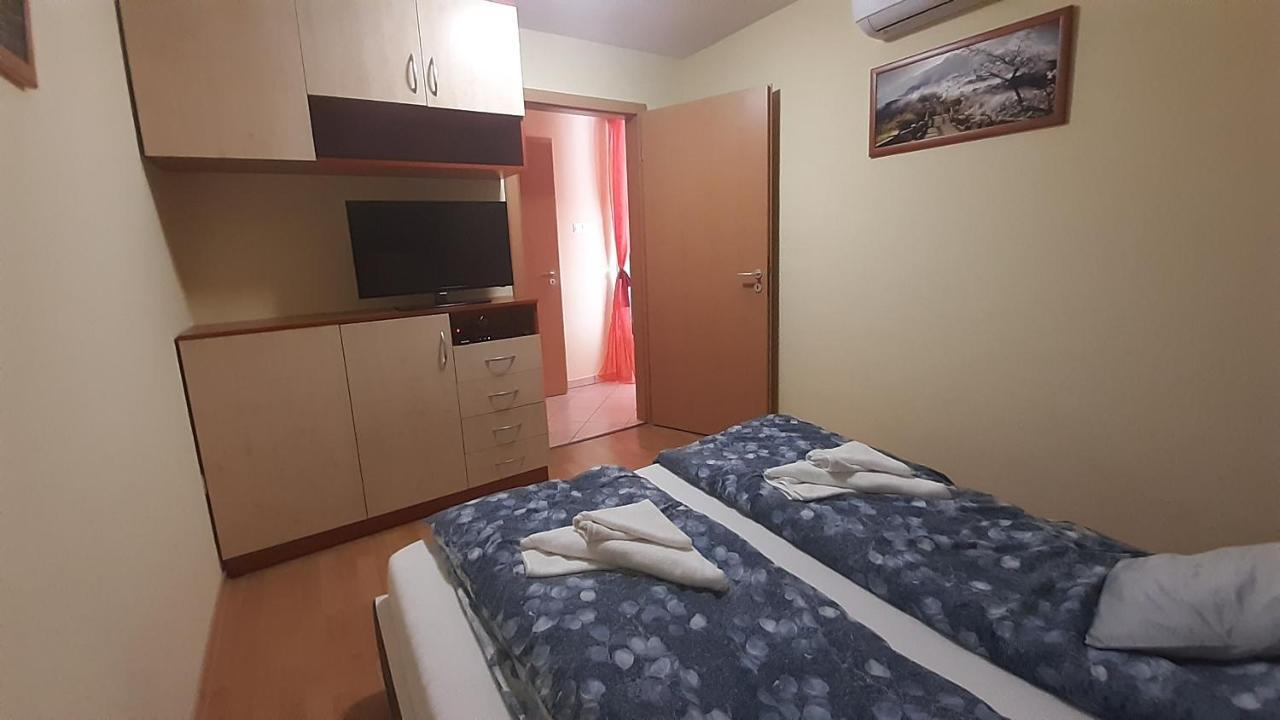 Elizabet Apartman A Belvarosban Szarvas Exterior foto